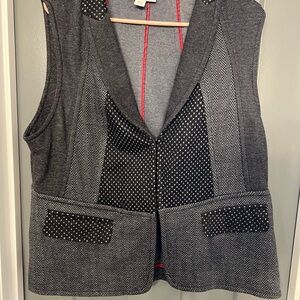 Coldwater Creek Black and Gray Vest size (18) XL. Herringbone and polka dot